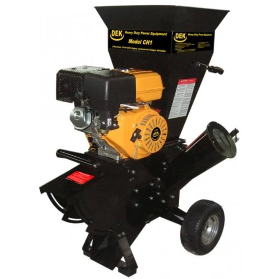 4 in. 15 420CC Gas Powered Self-feeding Duty Chipper Shredder with Trailer Hitch, Gloves, Goggles Included